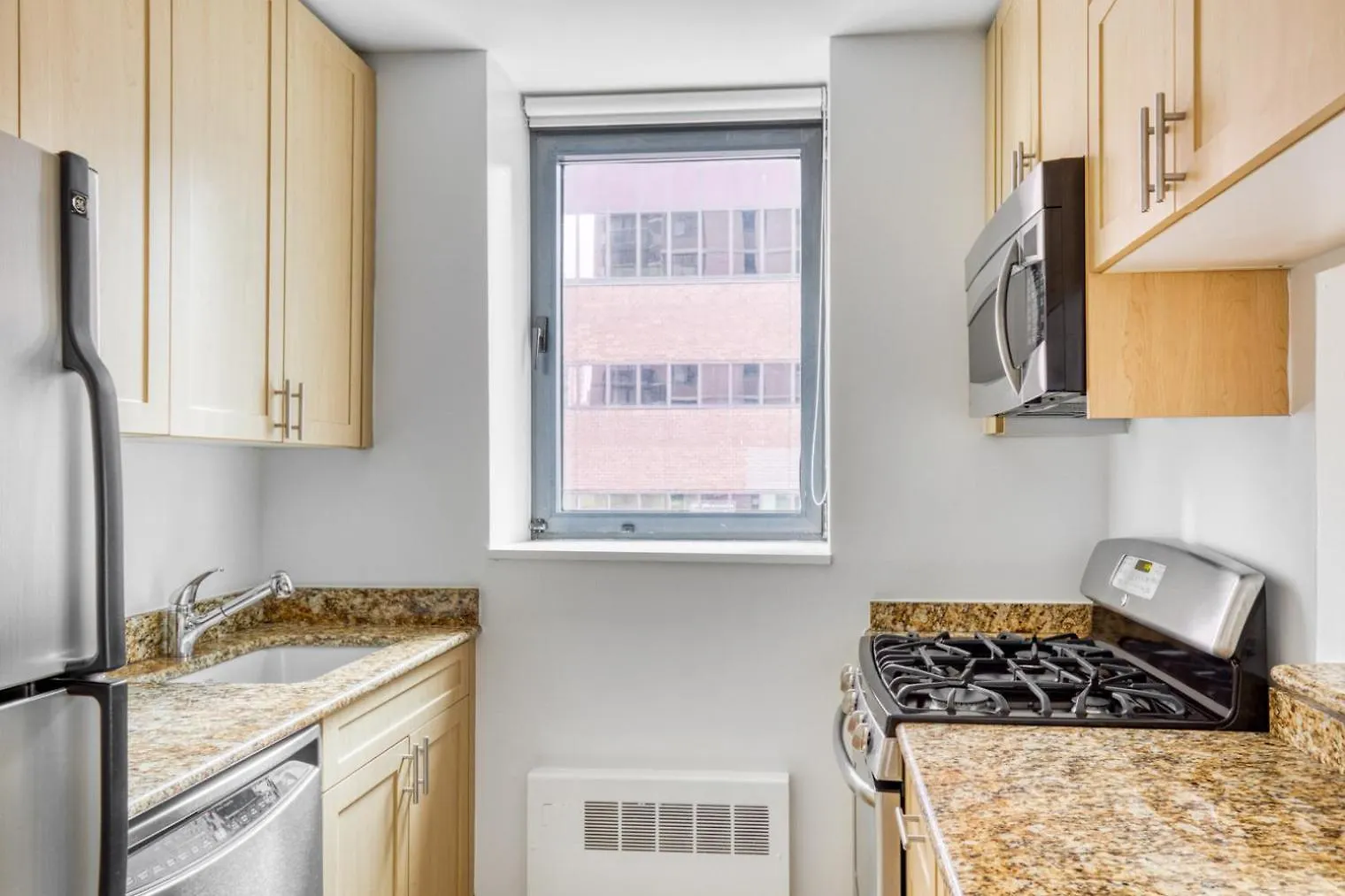Midtown 1Br W Dm Elevator Gym Nr Times Sq Nyc-799 Apartment New York